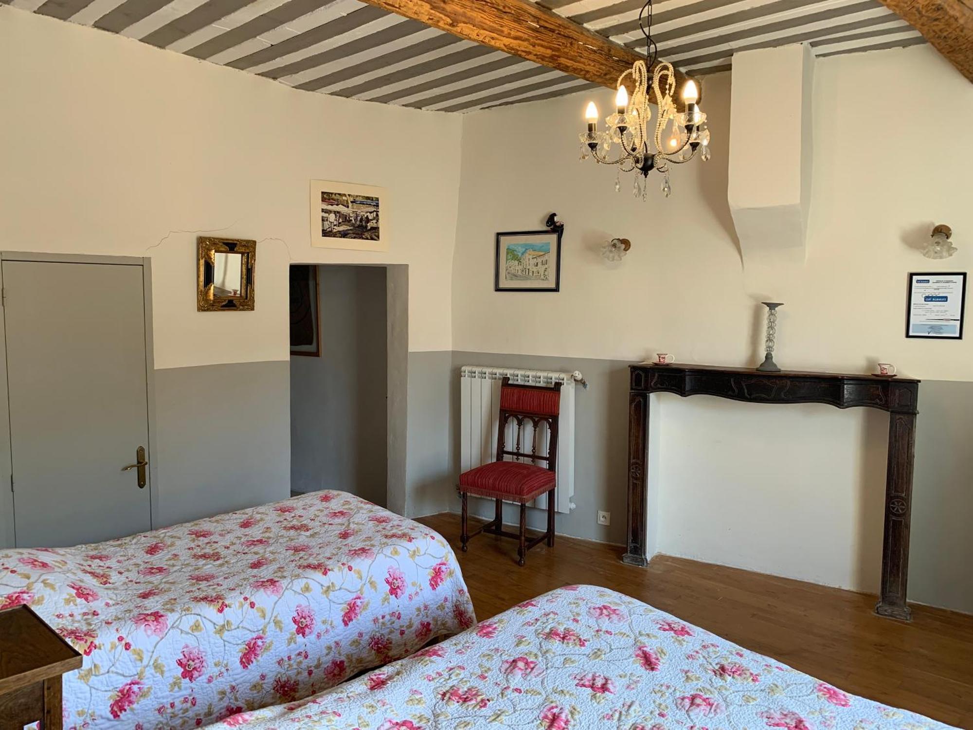 La Sarrasine Hotel Villes-sur-Auzon Eksteriør billede
